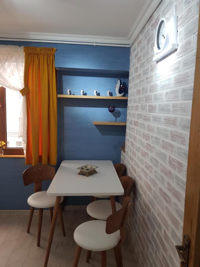 Relax Samtredia Exterior foto